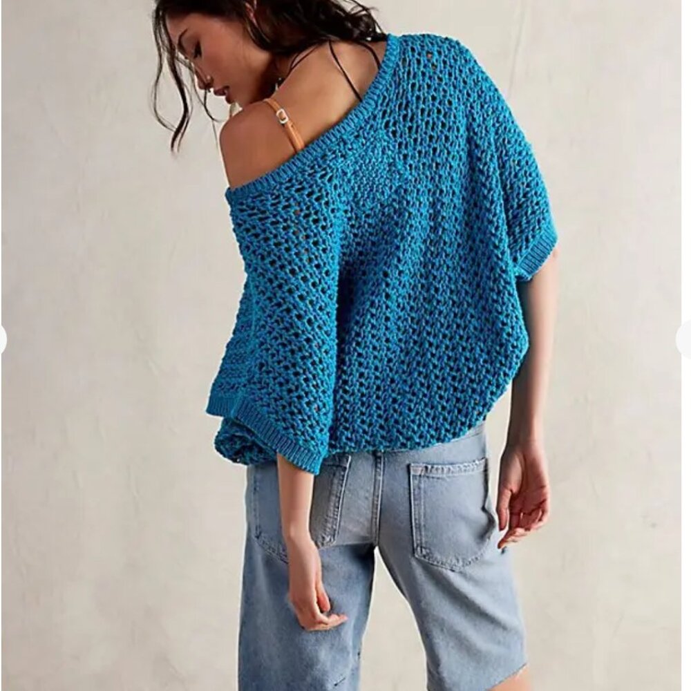NWT Free People Sophia Sweater Tee in Ocean Palalce